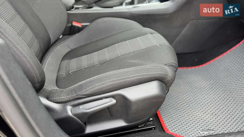 Универсал Peugeot 308 2015 в Полтаве