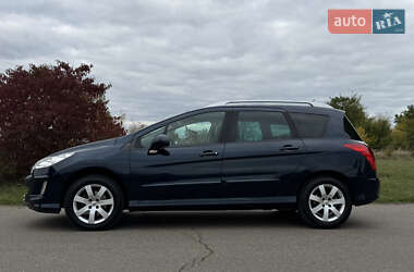 Универсал Peugeot 308 2010 в 