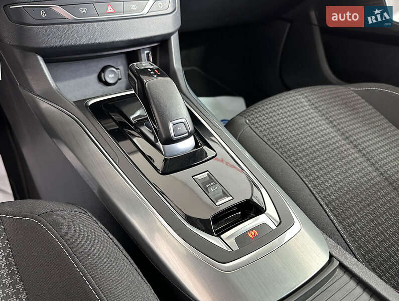 Универсал Peugeot 308 2020 в Львове