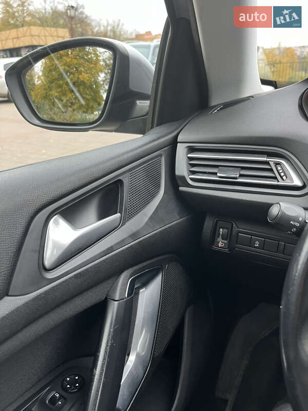 Универсал Peugeot 308 2019 в Сумах