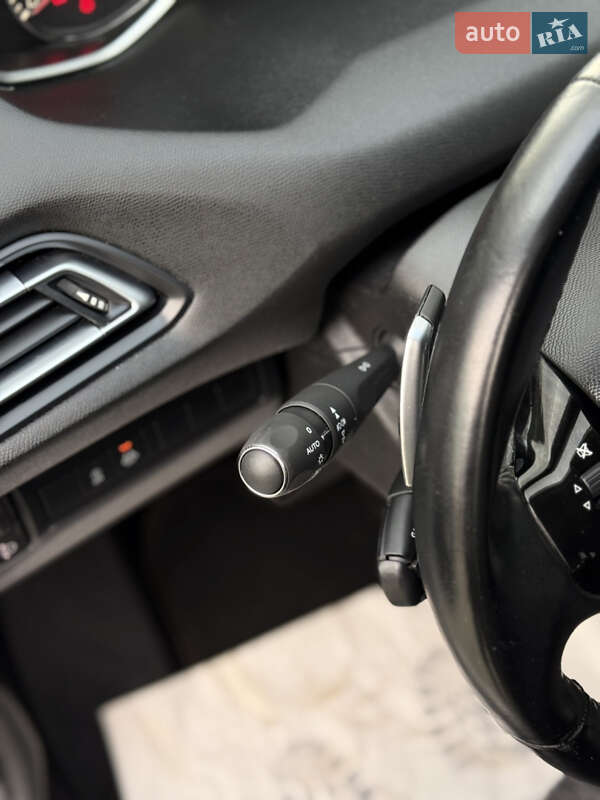 Універсал Peugeot 308 2021 в Дубні фото 39 Універсал Peugeot 308 2021 в Дубні