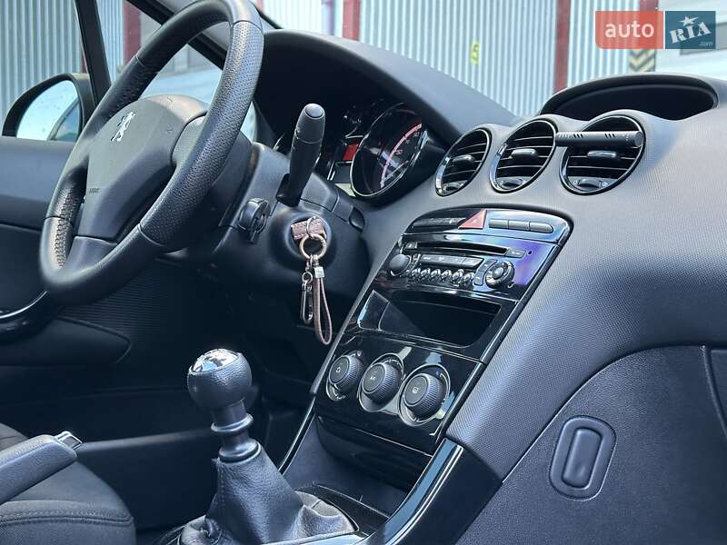 Универсал Peugeot 308 2009 в Львове
