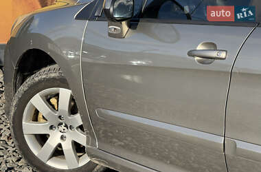 Універсал Peugeot 308 2012 в 