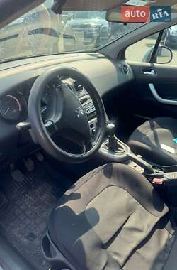 Хэтчбек Peugeot 308 2008 в 