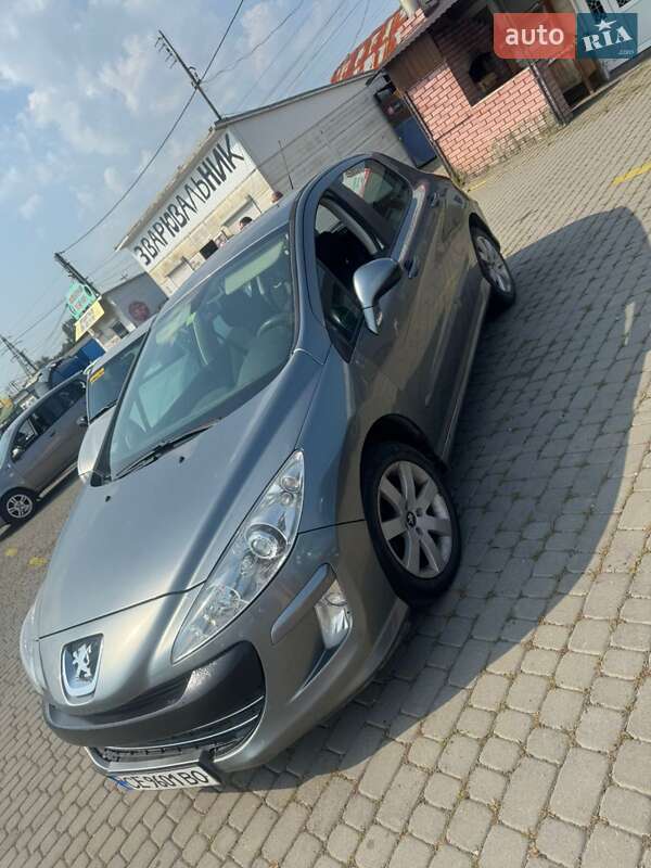 Хэтчбек Peugeot 308 2008 в Кицмани фото 5 Хэтчбек Peugeot 308 2008 в Кицмани