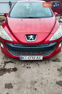 Хэтчбек Peugeot 308 2008 в 