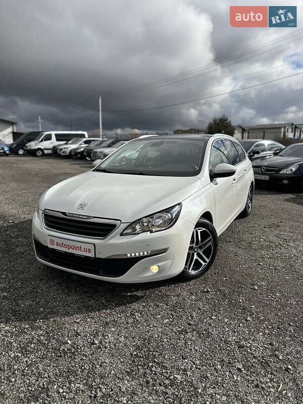 Універсал Peugeot 308 2015 в Білогородці