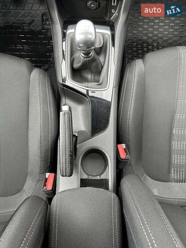 Універсал Peugeot 308 2015 в Білогородці