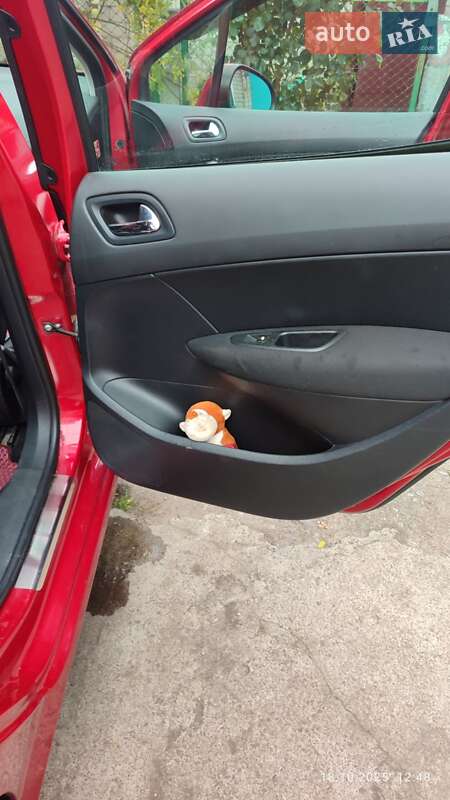 Хетчбек Peugeot 308 2008 в Березані фото 9 Хетчбек Peugeot 308 2008 в Березані