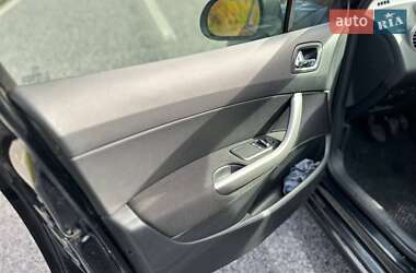 Универсал Peugeot 308 2011 в 