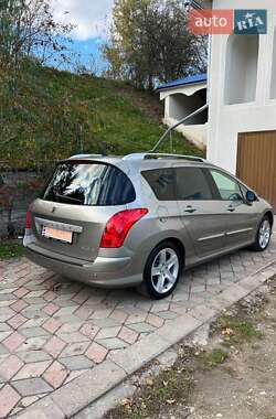Универсал Peugeot 308 2010 в 