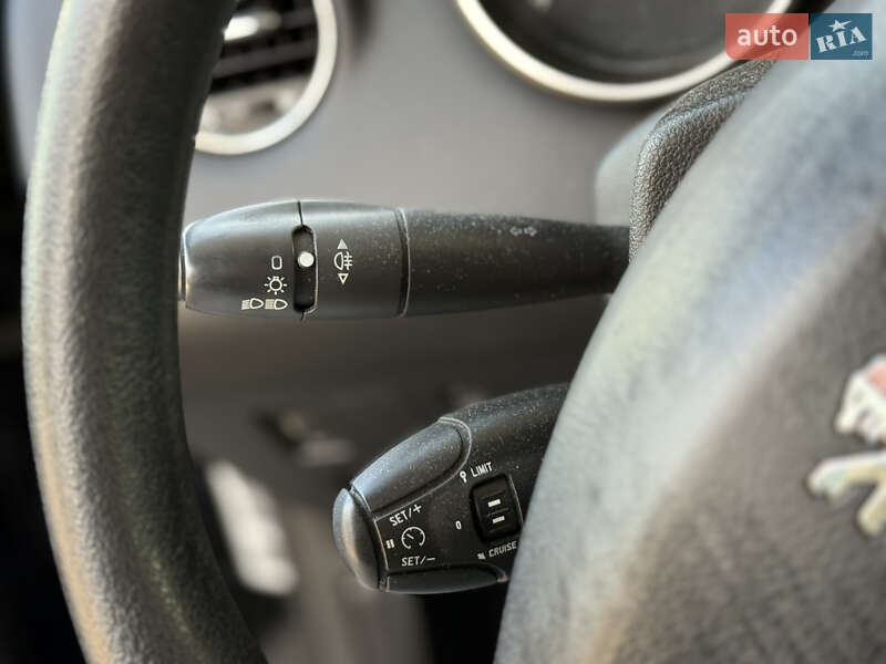 Универсал Peugeot 308 2008 в Дрогобыче фото 33 Универсал Peugeot 308 2008 в Дрогобыче
