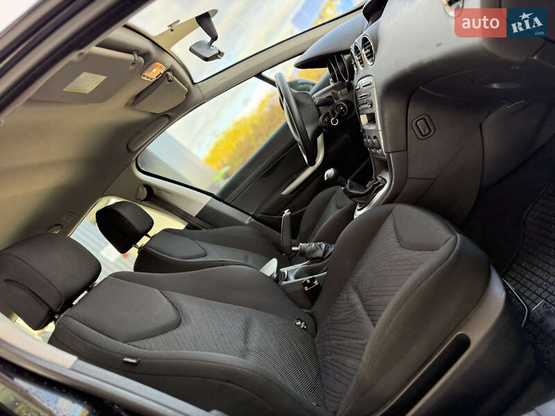 Универсал Peugeot 308 2008 в Дрогобыче фото 54 Универсал Peugeot 308 2008 в Дрогобыче