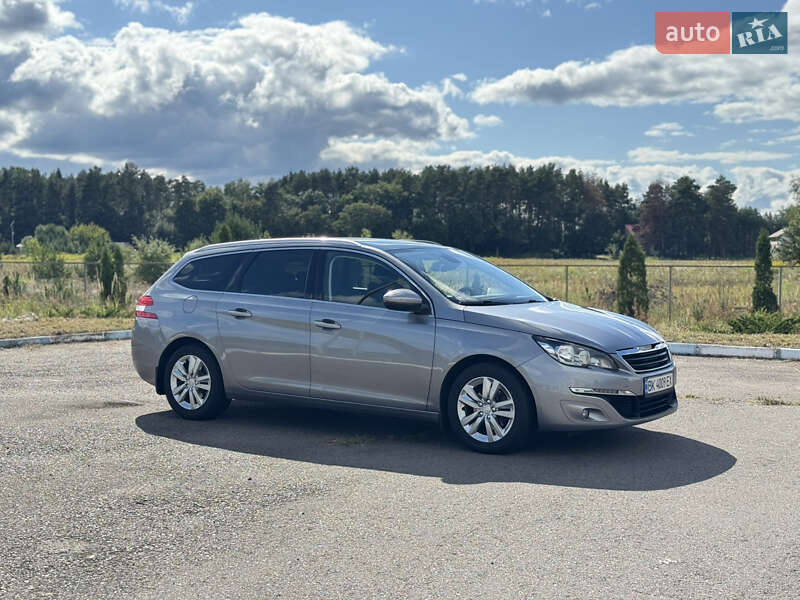 Універсал Peugeot 308 2015 в Рівному