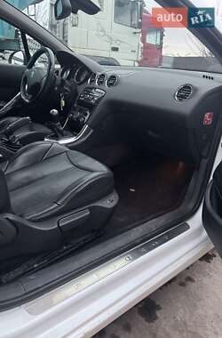 Кабриолет Peugeot 308 2012 в 
