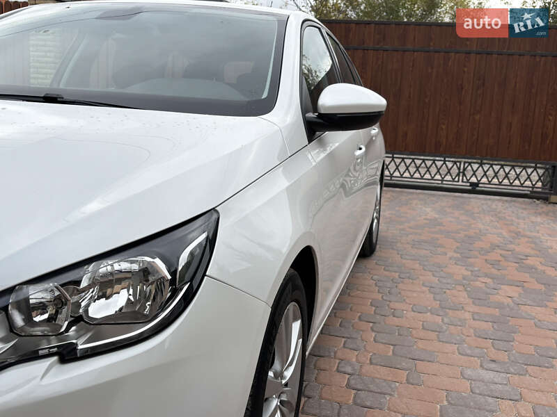 Универсал Peugeot 308 2014 в Житомире фото 10 Универсал Peugeot 308 2014 в Житомире