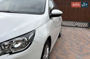 Універсал Peugeot 308 2014 в 