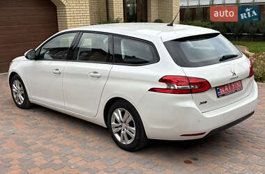 Універсал Peugeot 308 2014 в 