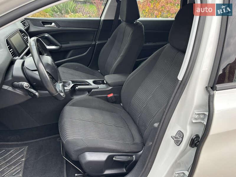 Универсал Peugeot 308 2014 в Житомире фото 25 Универсал Peugeot 308 2014 в Житомире