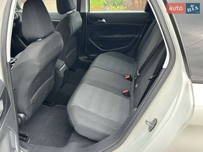 Универсал Peugeot 308 2014 в Житомире фото 32 Универсал Peugeot 308 2014 в Житомире