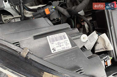 Універсал Peugeot 308 2014 в 