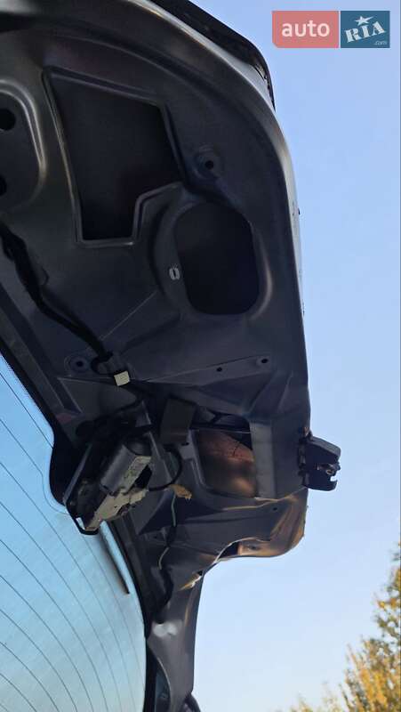 Хэтчбек Peugeot 308 2010 в Днепре фото 6 Хэтчбек Peugeot 308 2010 в Днепре