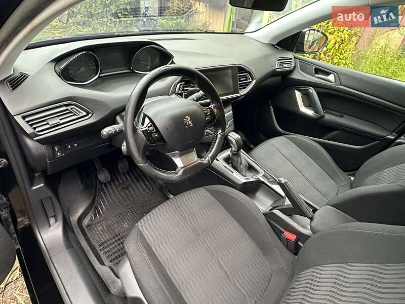 Універсал Peugeot 308 2015 в Києві фото 6 Універсал Peugeot 308 2015 в Києві