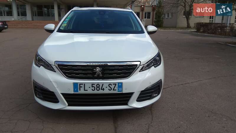 Универсал Peugeot 308 2019 в Чернигове