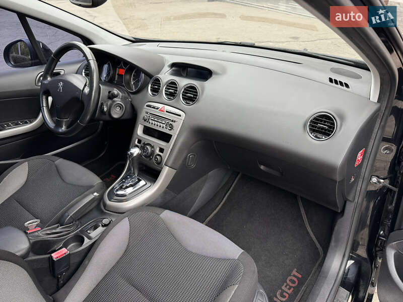 Хетчбек Peugeot 308 2012 в Кам'янському