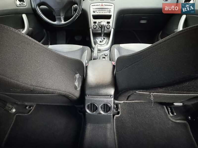 Хетчбек Peugeot 308 2012 в Кам'янському