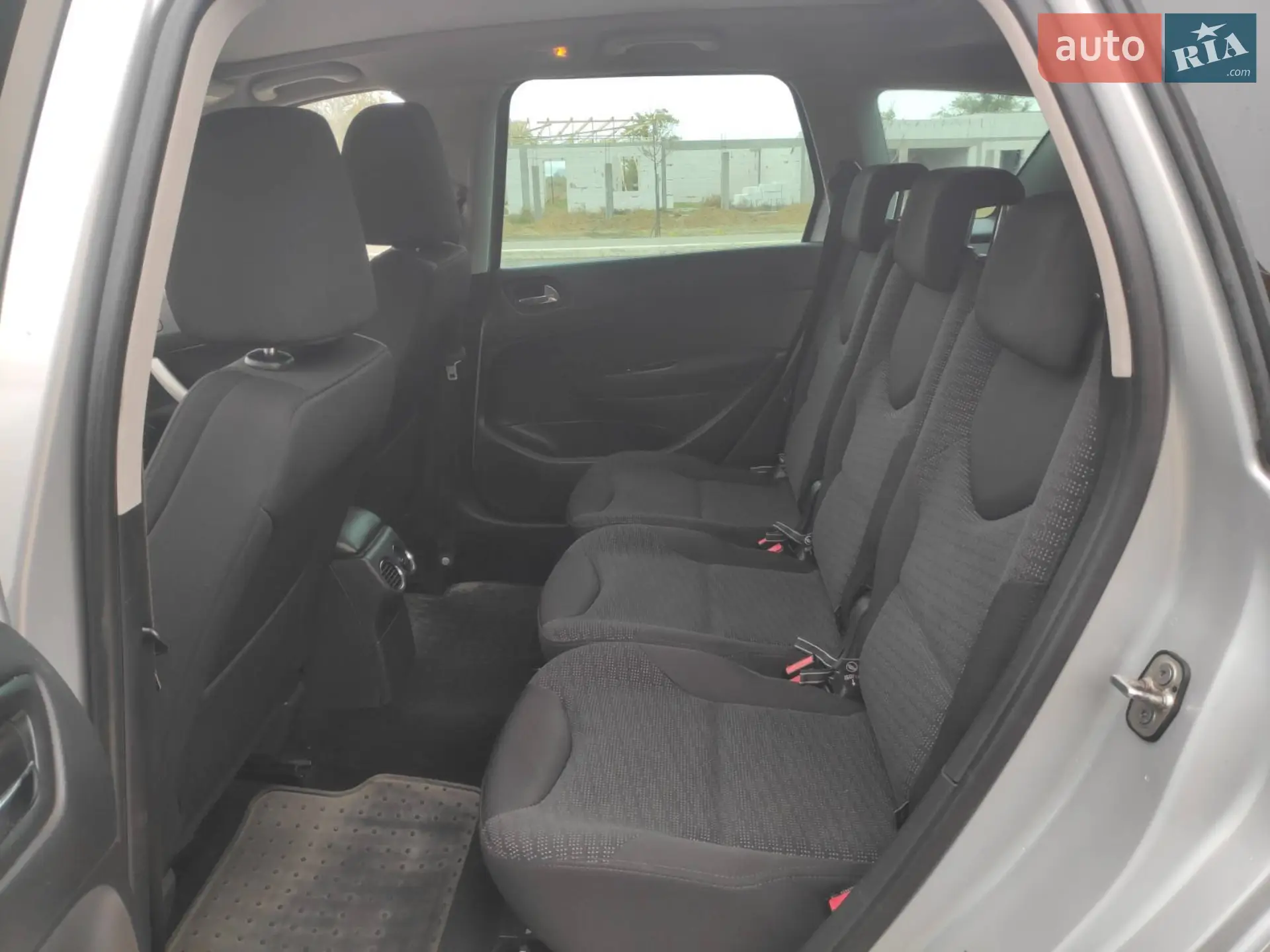2010 Peugeot 308 - мініатюра 12
