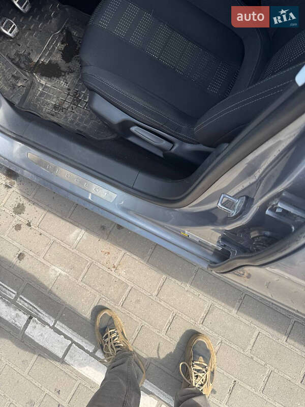 Универсал Peugeot 308 2015 в Львове фото 7 Универсал Peugeot 308 2015 в Львове
