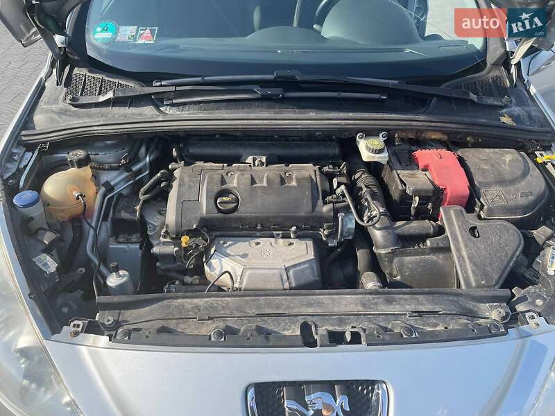 Хэтчбек Peugeot 308 2008 в Львове фото 10 Хэтчбек Peugeot 308 2008 в Львове