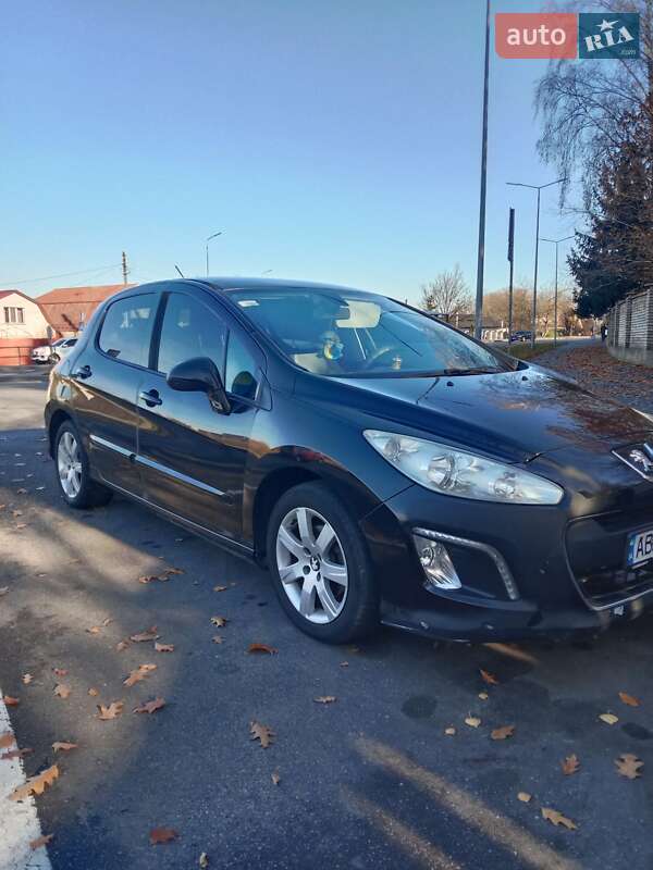 Peugeot 308 2011