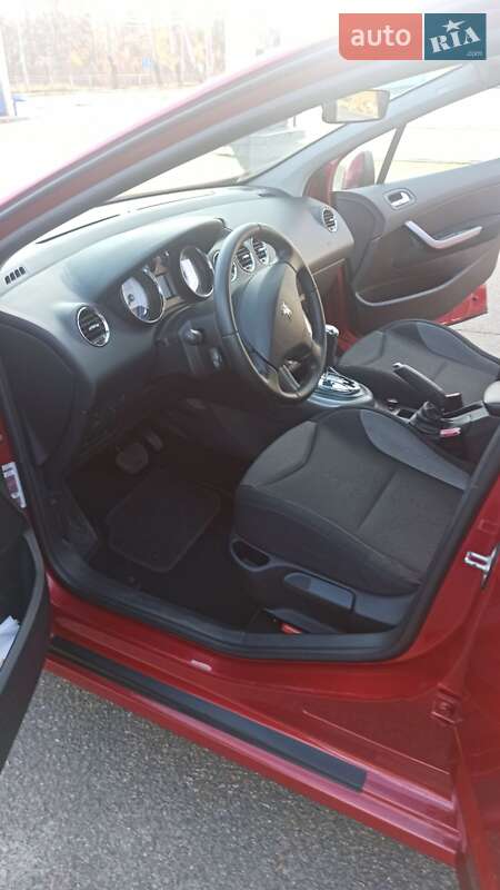 Хэтчбек Peugeot 308 2008 в Житомире