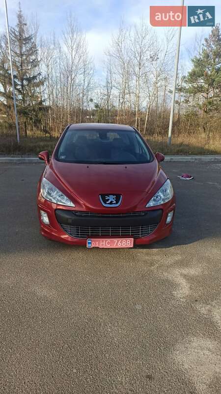 Хэтчбек Peugeot 308 2008 в Житомире