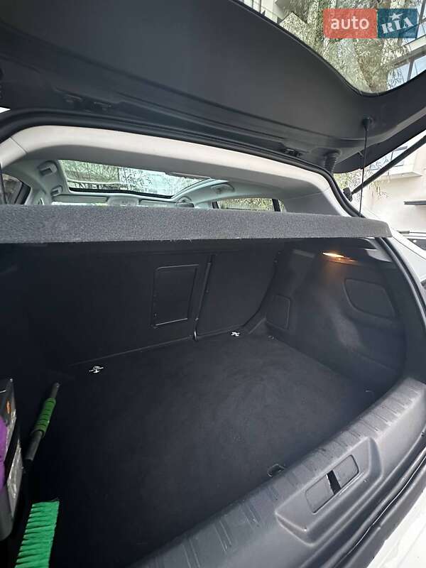 Хэтчбек Peugeot 308 2017 в Ивано-Франковске фото 12 Хэтчбек Peugeot 308 2017 в Ивано-Франковске