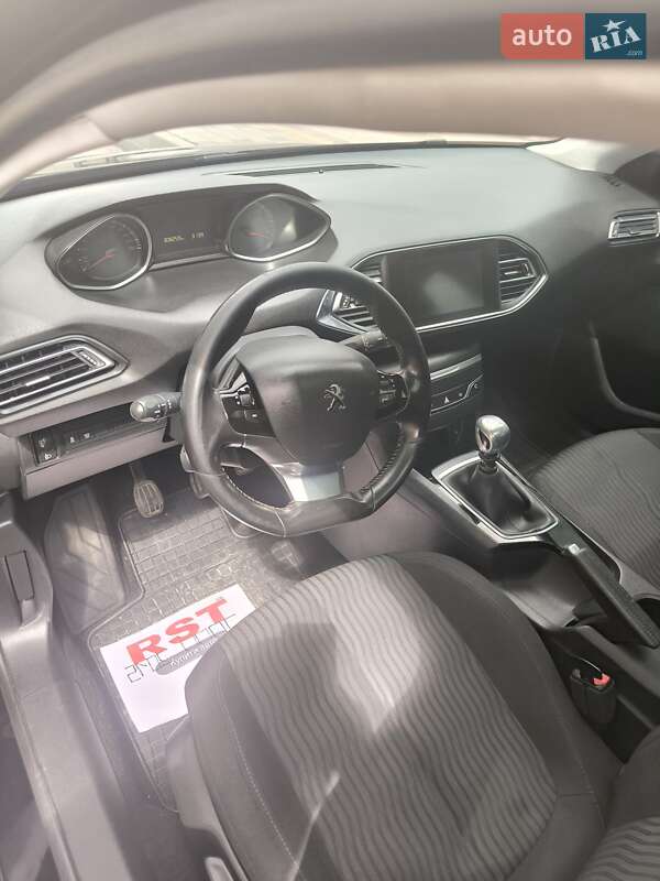 Универсал Peugeot 308 2015 в Тернополе фото 13 Универсал Peugeot 308 2015 в Тернополе
