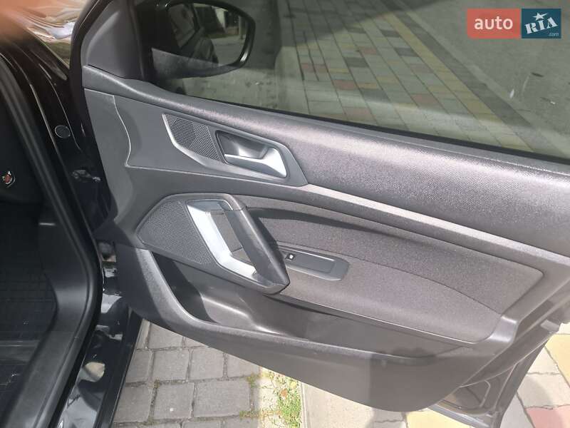 Универсал Peugeot 308 2015 в Тернополе фото 19 Универсал Peugeot 308 2015 в Тернополе