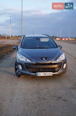 Універсал Peugeot 308 2010 в Рівному