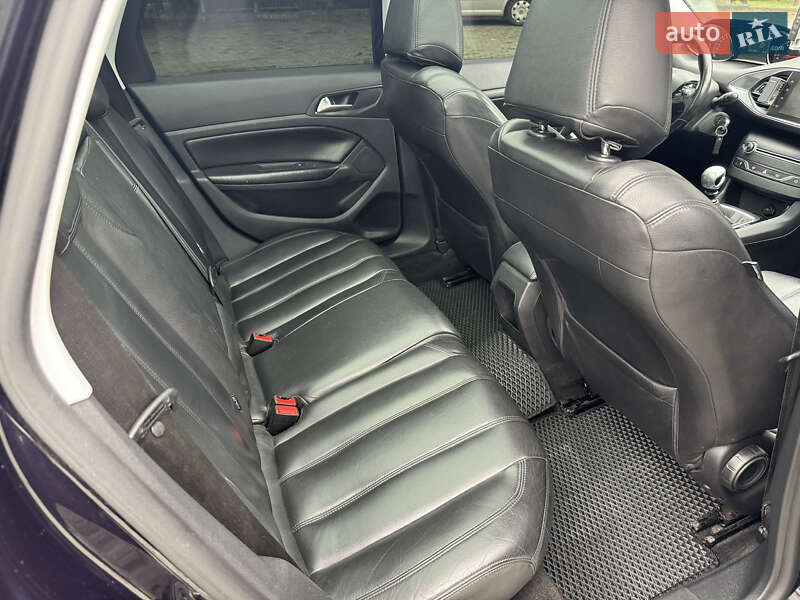 Универсал Peugeot 308 2015 в Дубно фото 14 Универсал Peugeot 308 2015 в Дубно