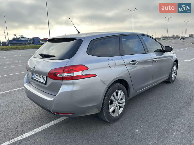 Универсал Peugeot 308 2016 в Львове