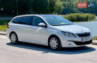 Универсал Peugeot 308 2015 в Шумске