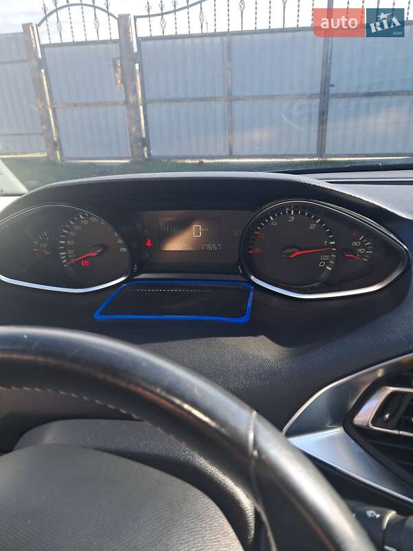 Универсал Peugeot 308 2014 в Дубно