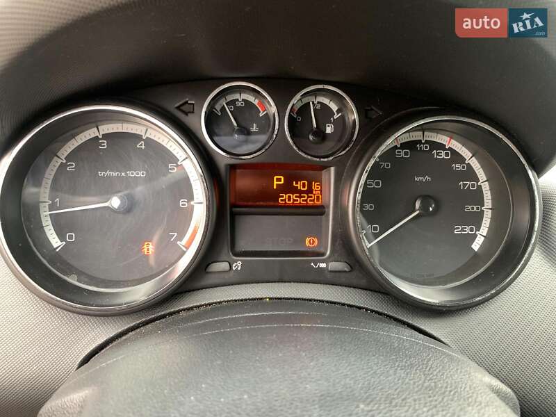 Хэтчбек Peugeot 308 2010 в Виннице