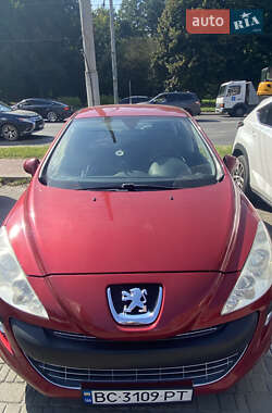 Хетчбек Peugeot 308 2011 в Львові