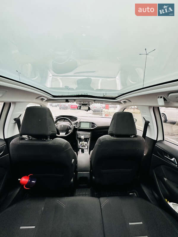 Универсал Peugeot 308 2014 в Киеве фото 27 Универсал Peugeot 308 2014 в Киеве
