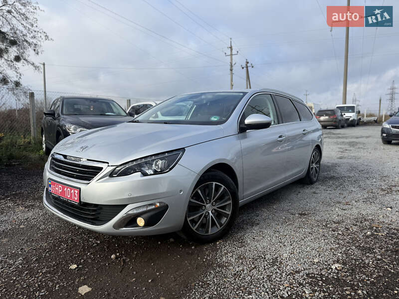 Універсал Peugeot 308 2015 в Рівному