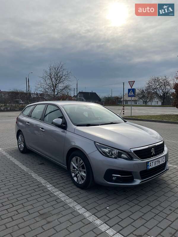 Peugeot 308 2020