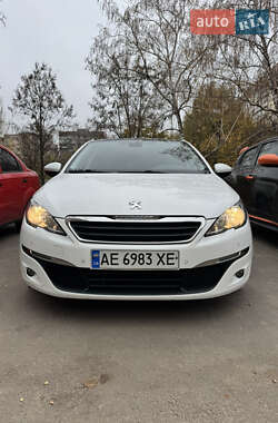 Универсал Peugeot 308 2015 в Днепре